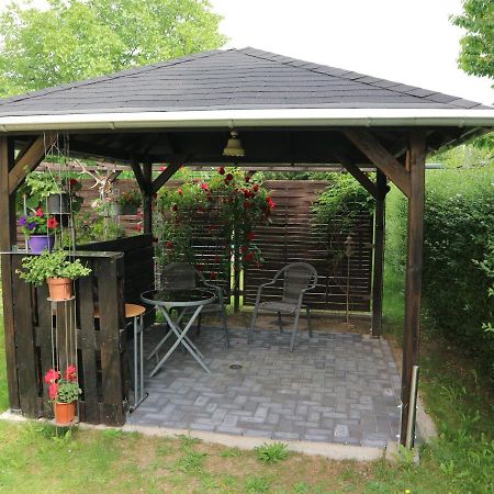 Ferienwohnung Nordstadt Forst  Bagian luar foto